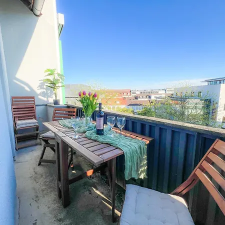 Zentrum - 3 - Balkon - Lage Apartamento *